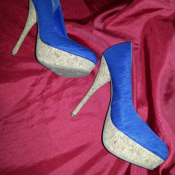 Dollhouse Shoes - blue stilettos Dollhouse Shoes - blue stilettos